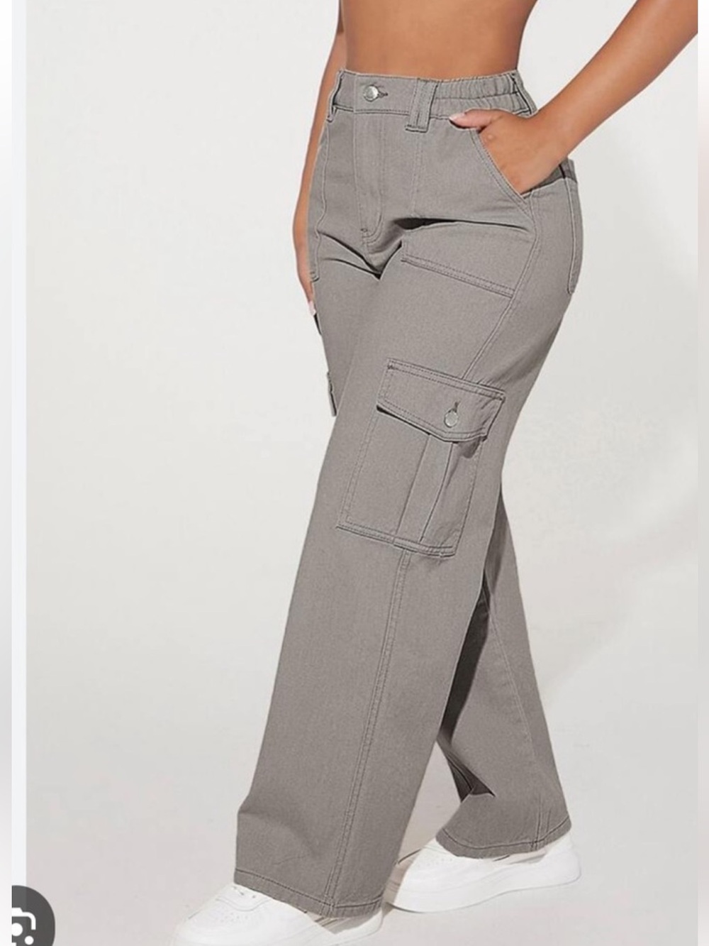 Womans Light Gray Cargo Pants, Size Petite XS